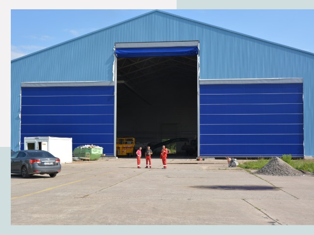 Ангарные ворота в Конаково от СтальСтрой-Кнк по цене 608 руб.